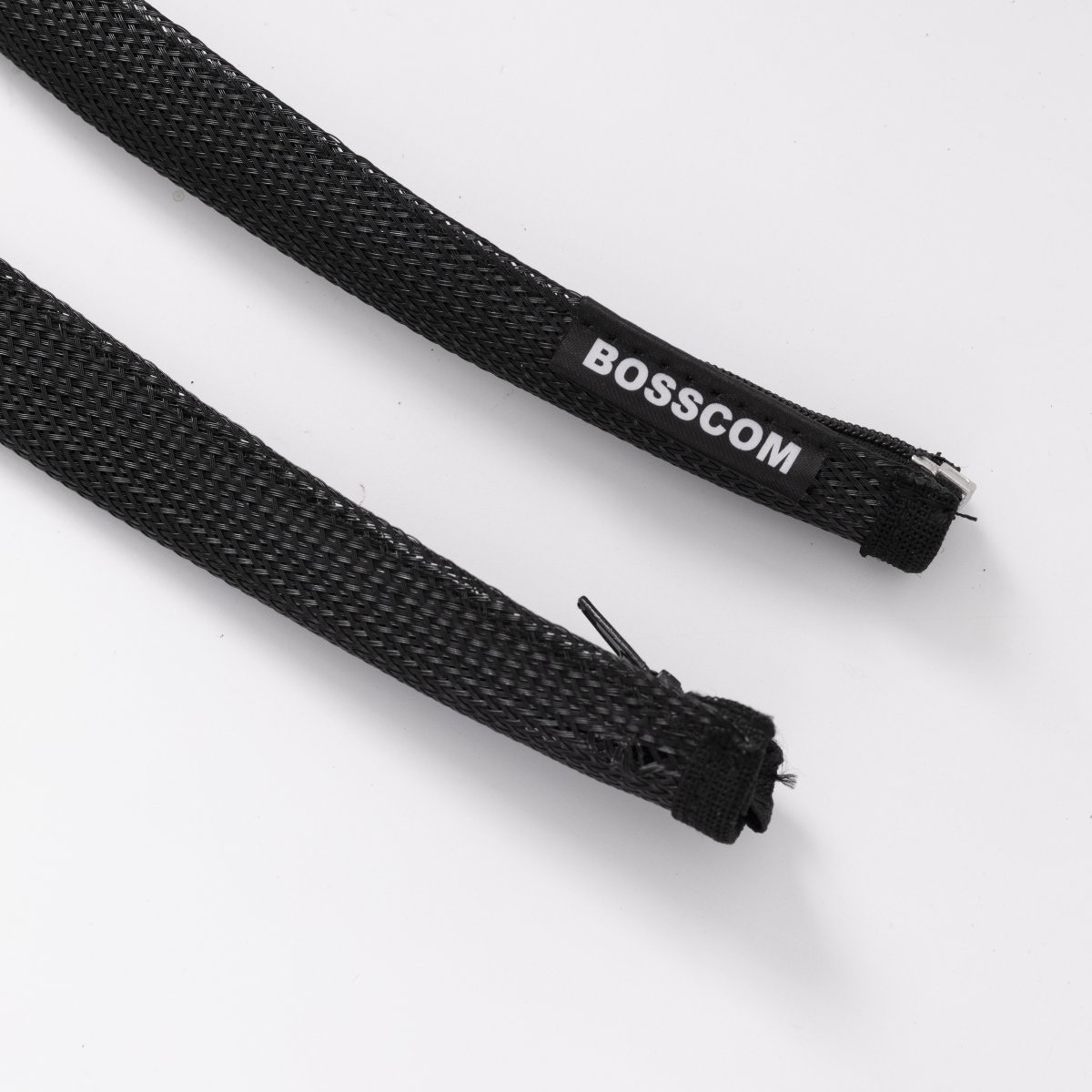 Cable Sock With Zip